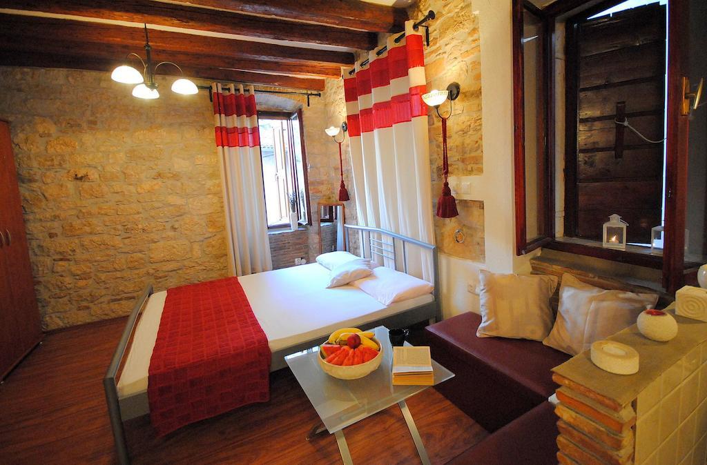 Guesthouse Ancient Stone Rovinj Chambre photo