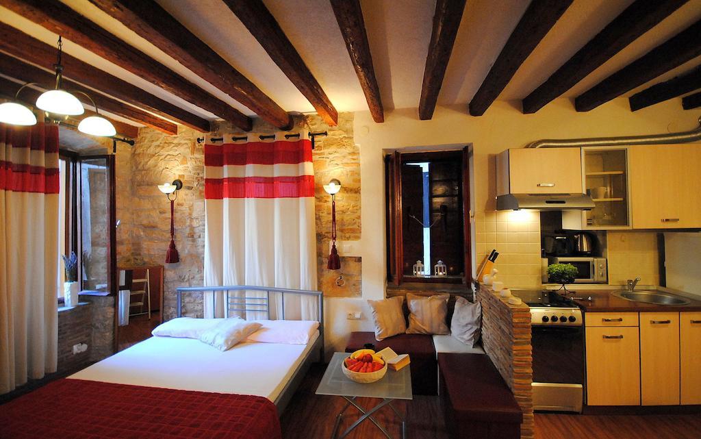 Guesthouse Ancient Stone Rovinj Extérieur photo