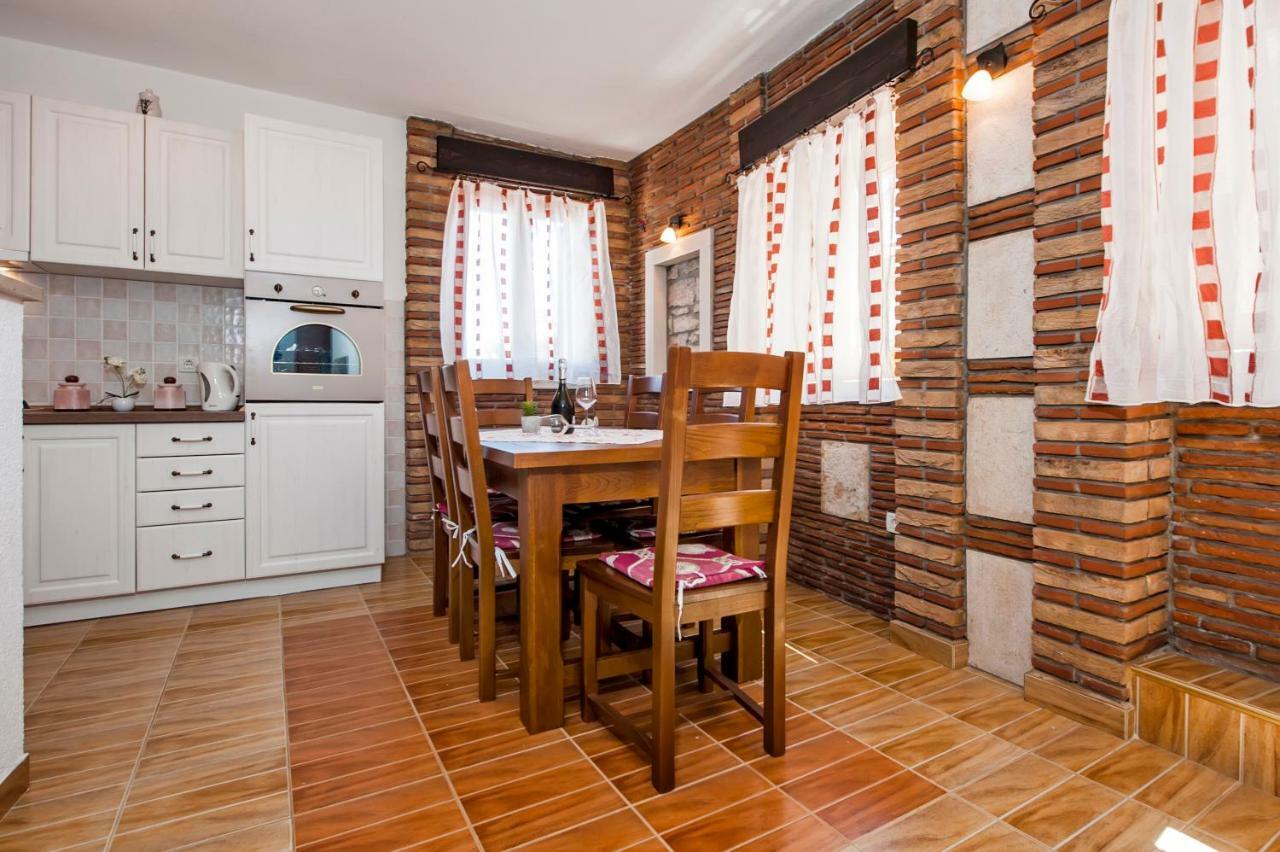 Guesthouse Ancient Stone Rovinj Extérieur photo