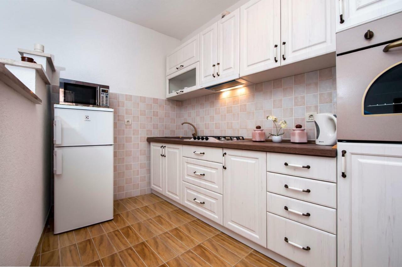 Guesthouse Ancient Stone Rovinj Extérieur photo